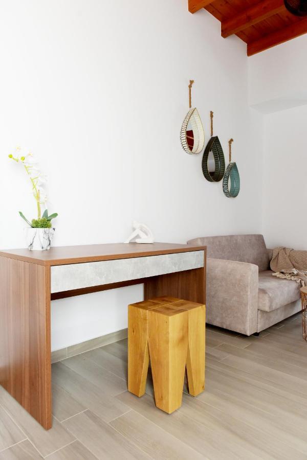 Paraskevi Luxury Apartments Kattavía Екстериор снимка